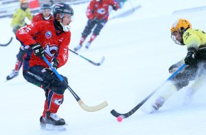 Хоккеисты нижегородского «Старта» крупно уступили дома лидеру суперлиги